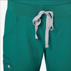 Hunter green figs kade cargo scrub bottoms